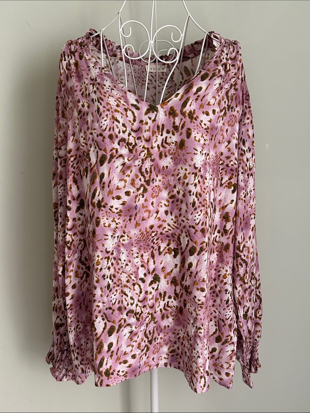 Kori pink & Brown Animal-Print V-Neck Blouse